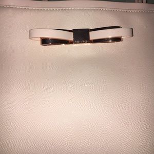 Reposhing ted baker bag